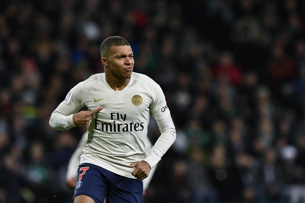 钢铁是这样炼成的